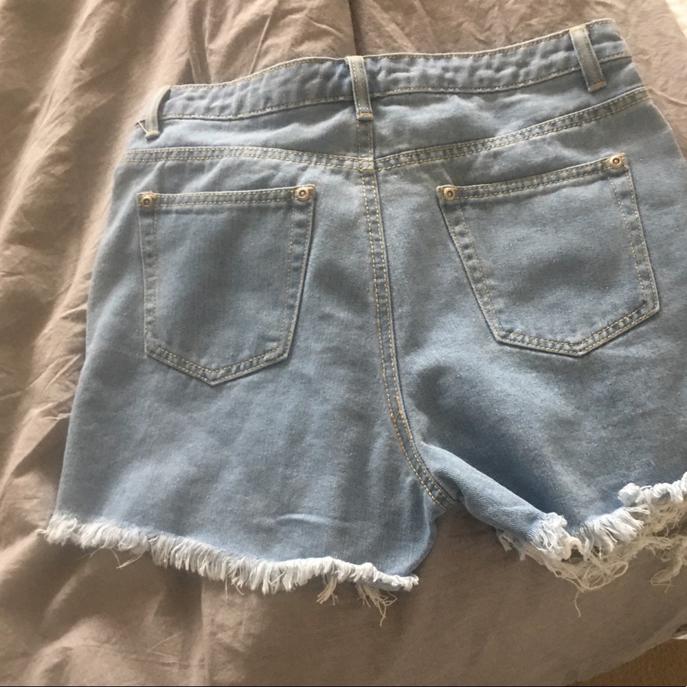 Pretty little thing shorts